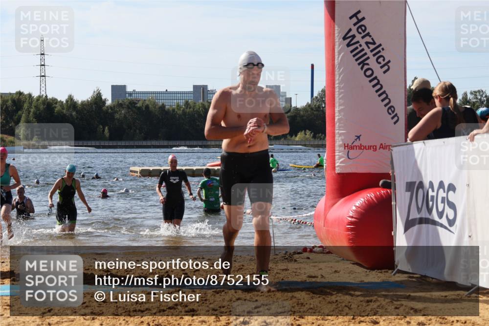 07.09.2025 - 19. Norderstedt Triathlon Luisa Fischer http://msf.ph/oto/8752155 07.09.2025 11:21:30 Schwimmen 748, 778, 779, 860, 1358 meine-sportfotos.de