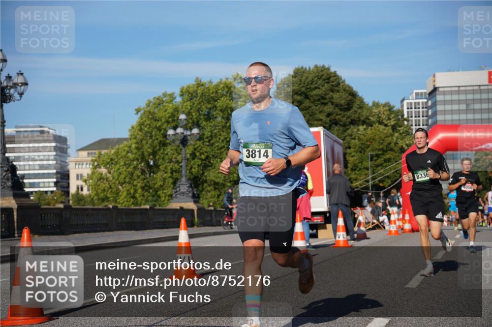 07.09.2025 - BARMER Alsterlauf Yannick Fuchs http://msf.ph/oto/8752176 07.09.2025 09:36:12 Laufen 3814, 8336, 4050 meine-sportfotos.de