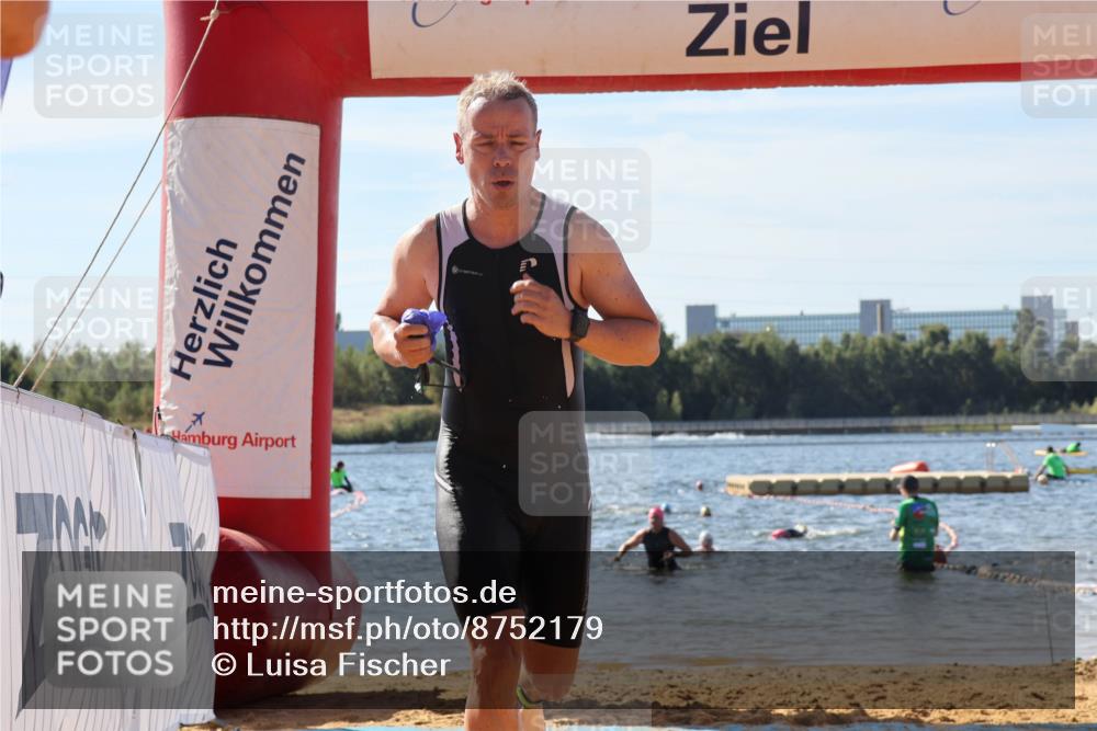 07.09.2025 - 19. Norderstedt Triathlon Luisa Fischer http://msf.ph/oto/8752179 07.09.2025 11:21:43 Schwimmen 267, 778, 860, 1358 meine-sportfotos.de