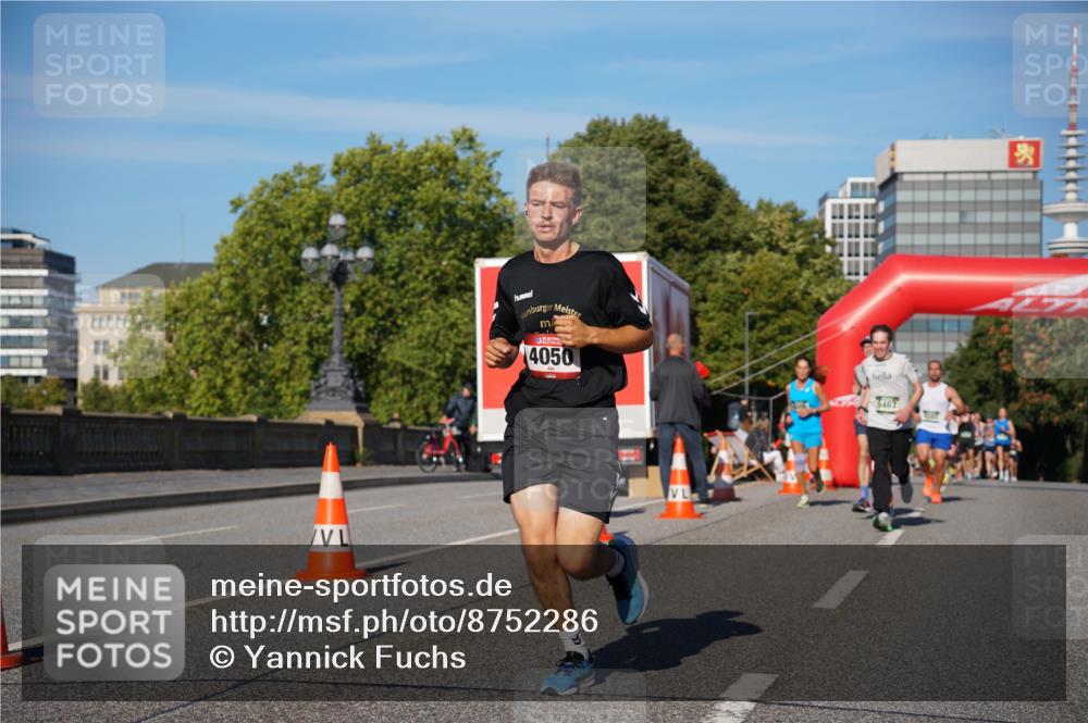 07.09.2025 - BARMER Alsterlauf Yannick Fuchs http://msf.ph/oto/8752286 07.09.2025 09:36:15 Laufen 4050, 3467 meine-sportfotos.de