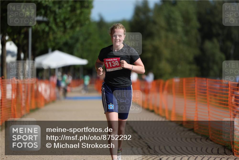 07.09.2025 - 19. Norderstedt Triathlon Michael Strokosch http://msf.ph/oto/8752292 07.09.2025 10:35:40 Laufen 1130, 1143 meine-sportfotos.de