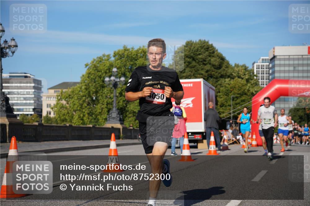 07.09.2025 - BARMER Alsterlauf Yannick Fuchs http://msf.ph/oto/8752300 07.09.2025 09:36:15 Laufen 4050, 3467 meine-sportfotos.de