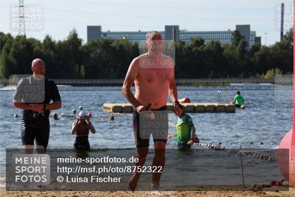07.09.2025 - 19. Norderstedt Triathlon Luisa Fischer http://msf.ph/oto/8752322 07.09.2025 11:22:23 Schwimmen 234, 287, 1315, 1319 meine-sportfotos.de