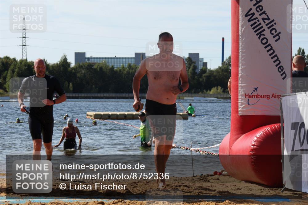 07.09.2025 - 19. Norderstedt Triathlon Luisa Fischer http://msf.ph/oto/8752336 07.09.2025 11:22:24 Schwimmen 234, 287, 1315, 1319 meine-sportfotos.de