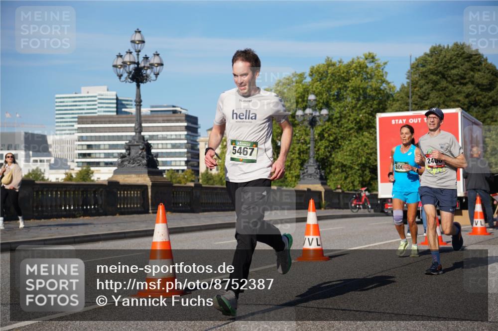 07.09.2025 - BARMER Alsterlauf Yannick Fuchs http://msf.ph/oto/8752387 07.09.2025 09:36:18 Laufen 5467, 800, 2400 meine-sportfotos.de