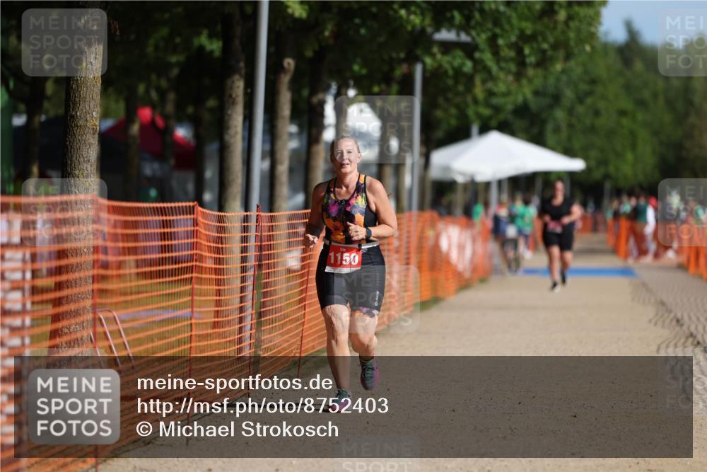 07.09.2025 - 19. Norderstedt Triathlon Michael Strokosch http://msf.ph/oto/8752403 07.09.2025 10:36:28 Laufen 1150 meine-sportfotos.de