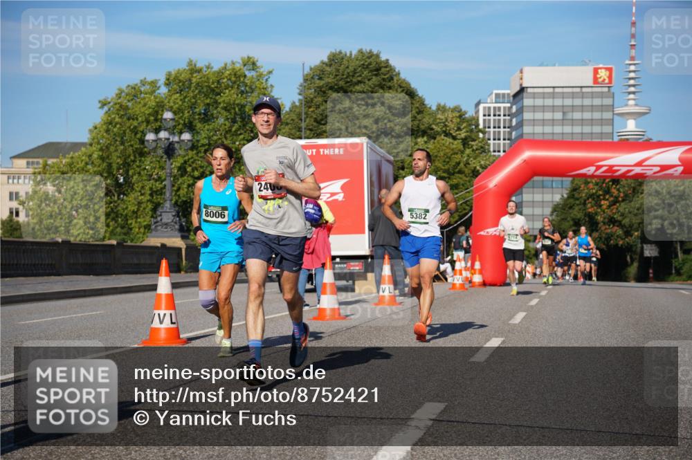 07.09.2025 - BARMER Alsterlauf Yannick Fuchs http://msf.ph/oto/8752421 07.09.2025 09:36:19 Laufen 8006, 24, 5382, 4917 meine-sportfotos.de