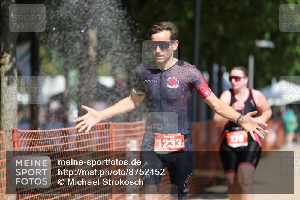 07.09.2025 - 19. Norderstedt Triathlon Michael Strokosch http://msf.ph/oto/8752452 07.09.2025 12:46:21 Laufen 278, 695, 728, 1233 meine-sportfotos.de