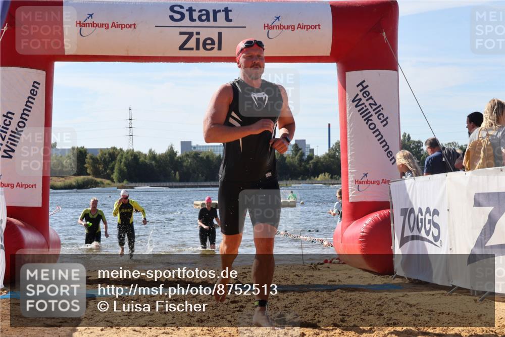 07.09.2025 - 19. Norderstedt Triathlon Luisa Fischer http://msf.ph/oto/8752513 07.09.2025 11:23:12 Schwimmen 703, 807, 857, 859 meine-sportfotos.de