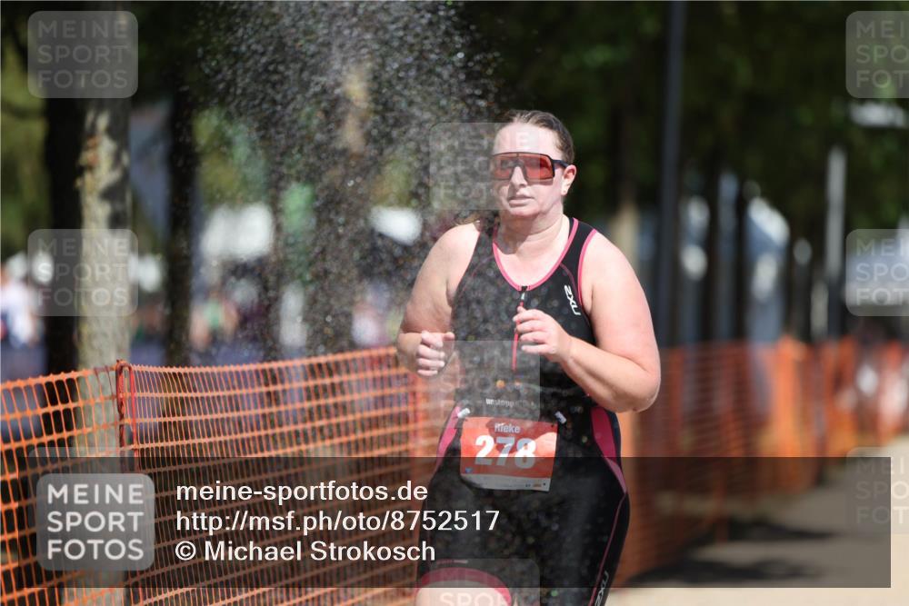 07.09.2025 - 19. Norderstedt Triathlon Michael Strokosch http://msf.ph/oto/8752517 07.09.2025 12:46:23 Laufen 278, 695, 728, 1233 meine-sportfotos.de