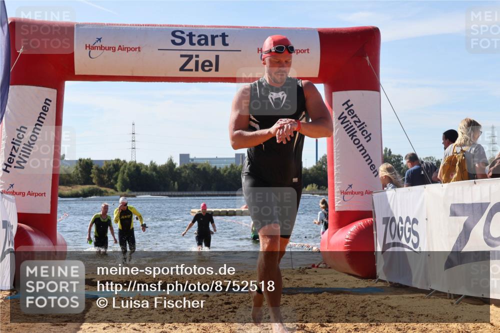 07.09.2025 - 19. Norderstedt Triathlon Luisa Fischer http://msf.ph/oto/8752518 07.09.2025 11:23:12 Schwimmen 703, 807, 857, 859 meine-sportfotos.de