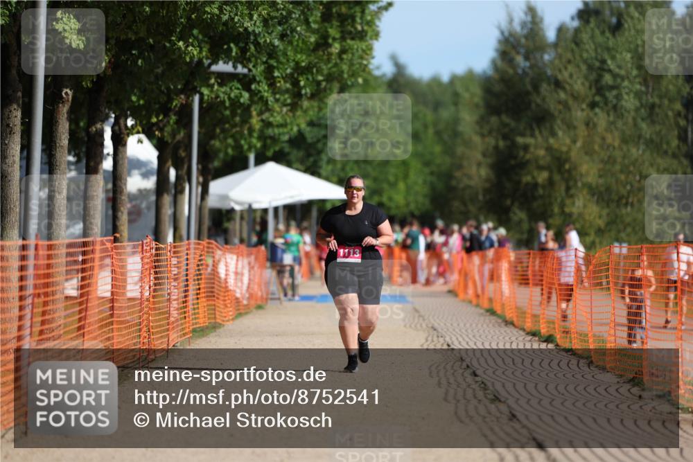 07.09.2025 - 19. Norderstedt Triathlon Michael Strokosch http://msf.ph/oto/8752541 07.09.2025 10:36:40 Laufen  meine-sportfotos.de