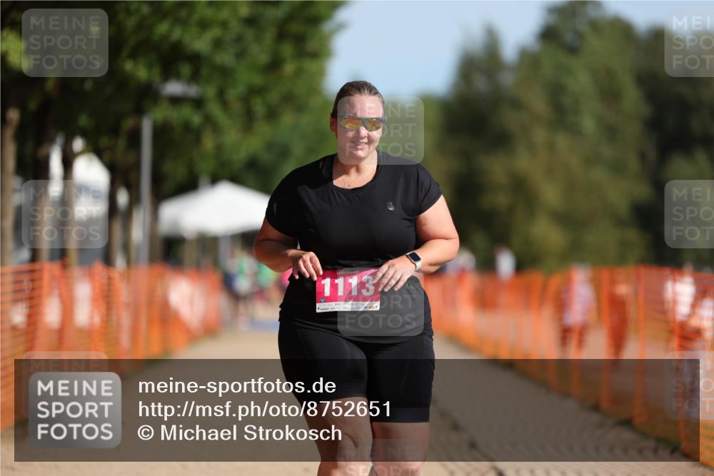 07.09.2025 - 19. Norderstedt Triathlon Michael Strokosch http://msf.ph/oto/8752651 07.09.2025 10:36:48 Laufen 1113 meine-sportfotos.de