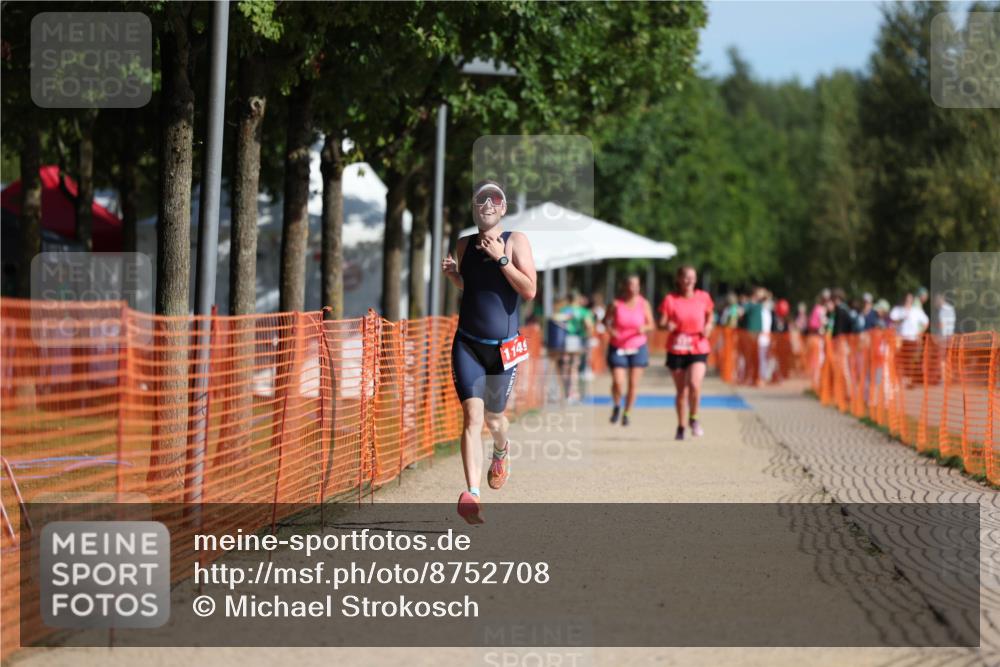 07.09.2025 - 19. Norderstedt Triathlon Michael Strokosch http://msf.ph/oto/8752708 07.09.2025 10:36:57 Laufen 1149 meine-sportfotos.de
