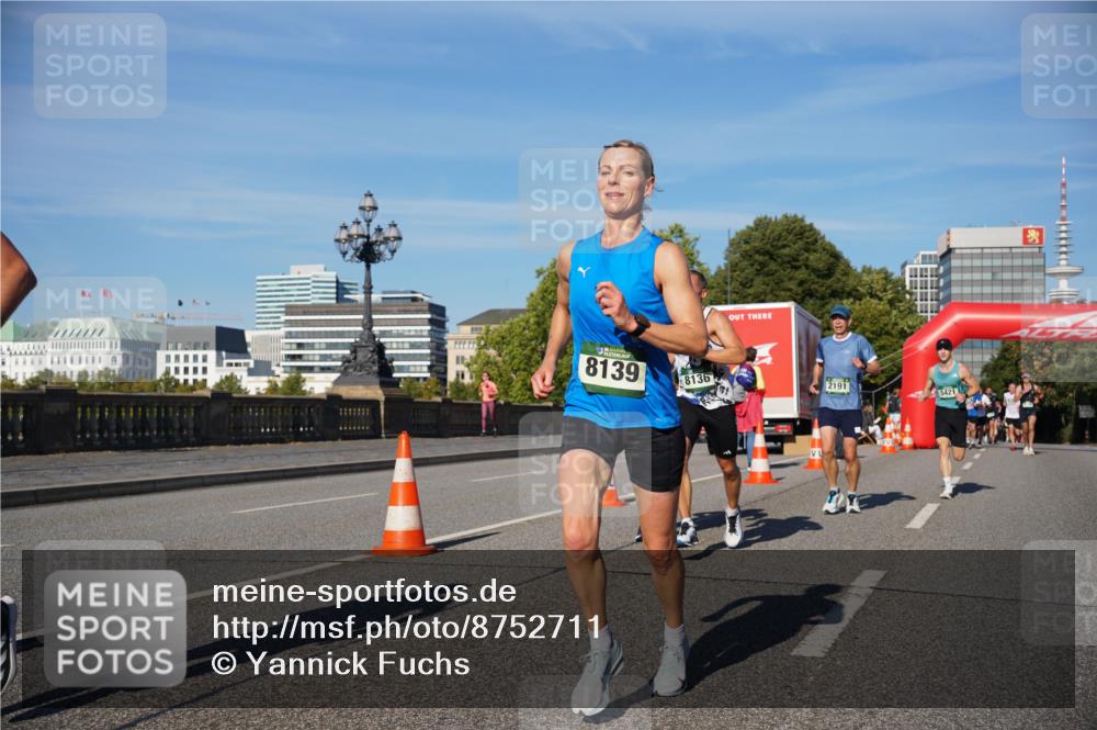 07.09.2025 - BARMER Alsterlauf Yannick Fuchs http://msf.ph/oto/8752711 07.09.2025 09:36:29 Laufen 8139, 8136, 2191, 5421 meine-sportfotos.de