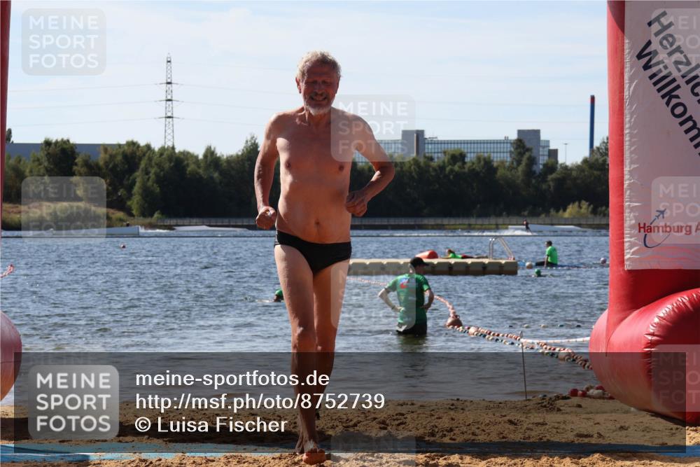 07.09.2025 - 19. Norderstedt Triathlon Luisa Fischer http://msf.ph/oto/8752739 07.09.2025 11:24:14 Schwimmen 192 meine-sportfotos.de