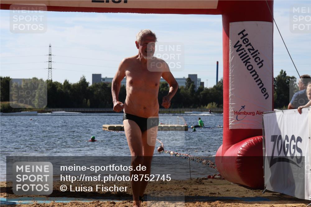 07.09.2025 - 19. Norderstedt Triathlon Luisa Fischer http://msf.ph/oto/8752745 07.09.2025 11:24:15 Schwimmen 192 meine-sportfotos.de