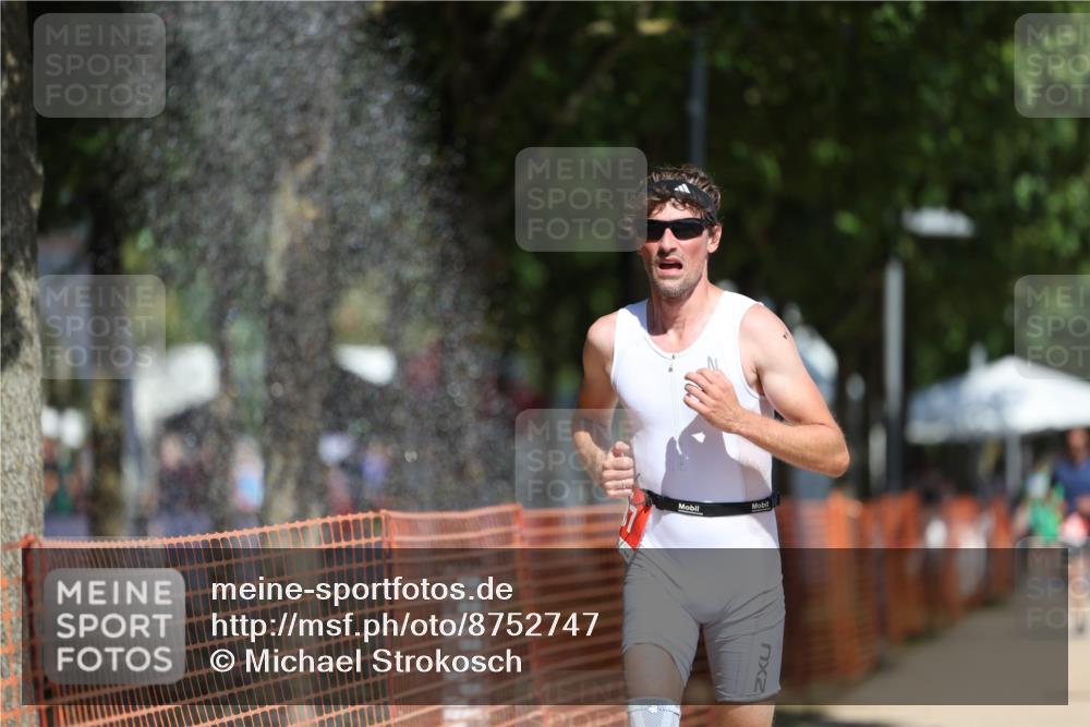 07.09.2025 - 19. Norderstedt Triathlon Michael Strokosch http://msf.ph/oto/8752747 07.09.2025 12:46:39 Laufen 697, 788 meine-sportfotos.de