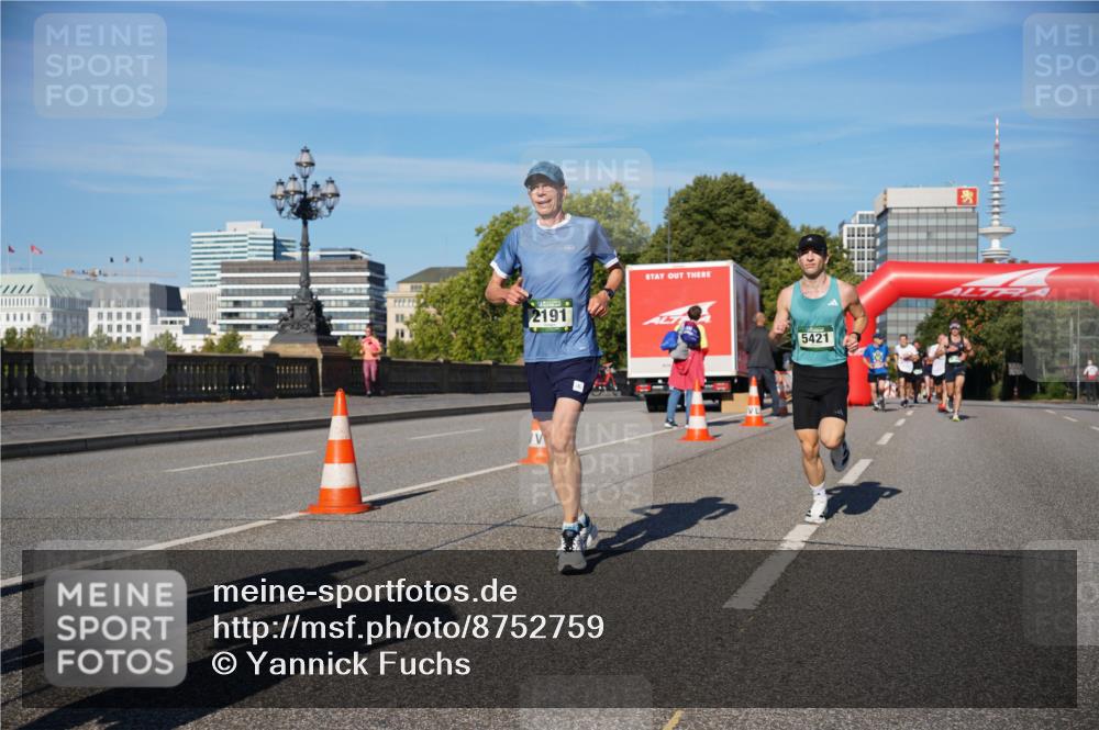 07.09.2025 - BARMER Alsterlauf Yannick Fuchs http://msf.ph/oto/8752759 07.09.2025 09:36:31 Laufen 2191, 5421 meine-sportfotos.de