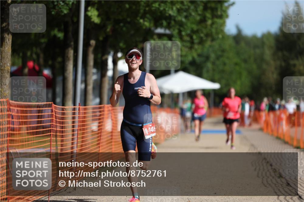 07.09.2025 - 19. Norderstedt Triathlon Michael Strokosch http://msf.ph/oto/8752761 07.09.2025 10:36:59 Laufen 1149 meine-sportfotos.de