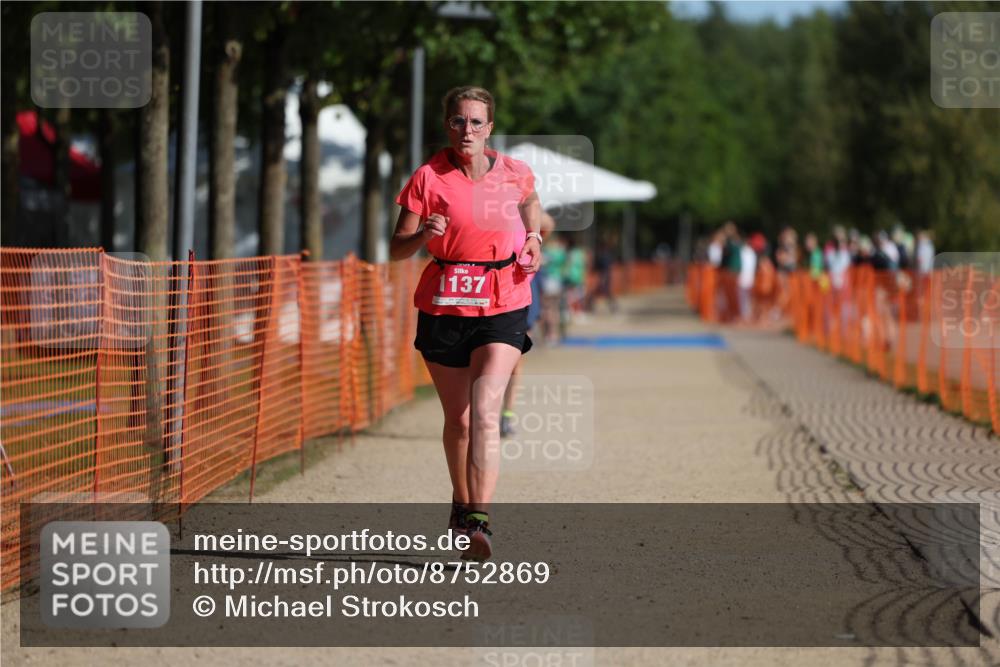 07.09.2025 - 19. Norderstedt Triathlon Michael Strokosch http://msf.ph/oto/8752869 07.09.2025 10:37:08 Laufen 1137 meine-sportfotos.de