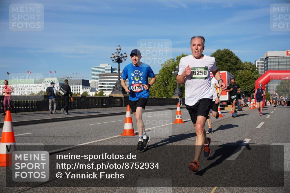 07.09.2025 - BARMER Alsterlauf Yannick Fuchs http://msf.ph/oto/8752934 07.09.2025 09:36:37 Laufen 2411, 4, 6178, 6250 meine-sportfotos.de