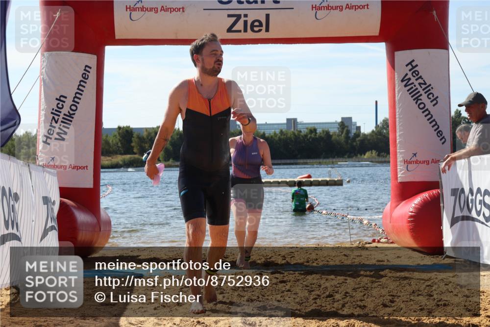 07.09.2025 - 19. Norderstedt Triathlon Luisa Fischer http://msf.ph/oto/8752936 07.09.2025 11:26:16 Schwimmen 162, 163 meine-sportfotos.de
