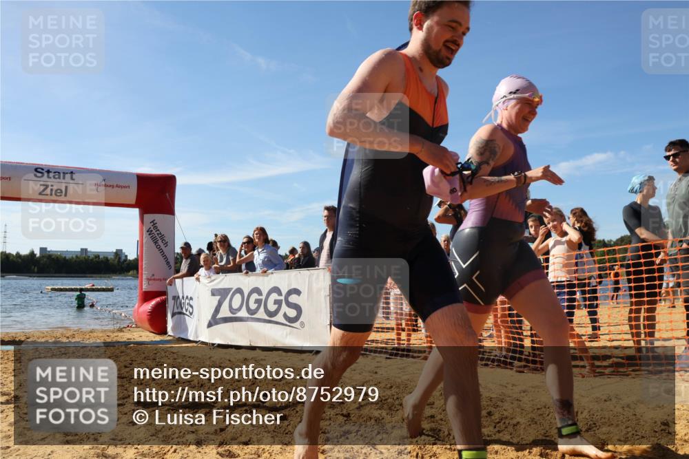 07.09.2025 - 19. Norderstedt Triathlon Luisa Fischer http://msf.ph/oto/8752979 07.09.2025 11:26:19 Schwimmen 162, 163 meine-sportfotos.de