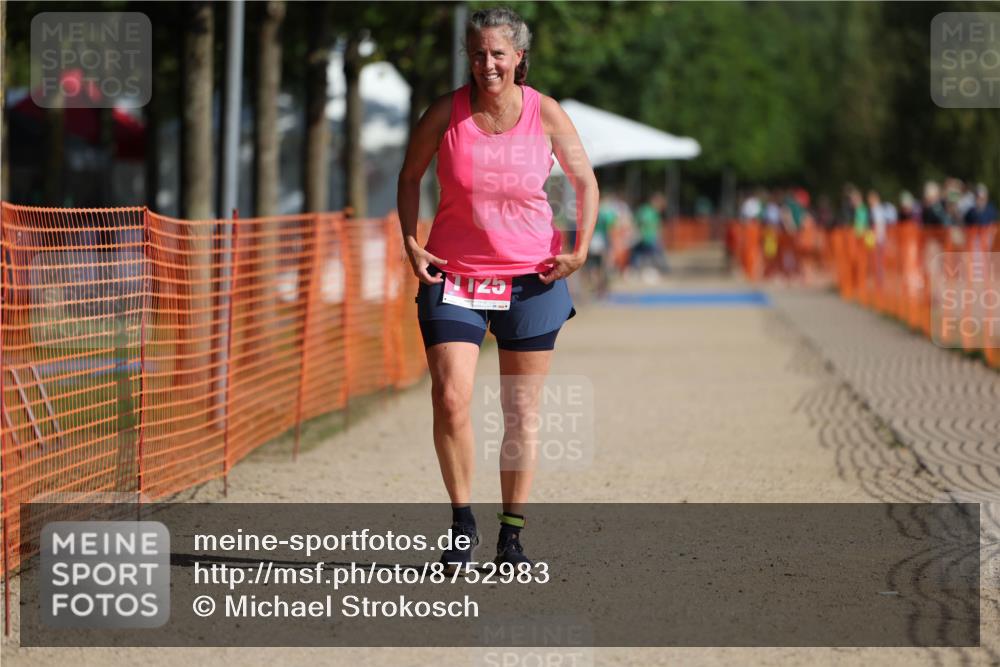 07.09.2025 - 19. Norderstedt Triathlon Michael Strokosch http://msf.ph/oto/8752983 07.09.2025 10:37:17 Laufen 1125 meine-sportfotos.de