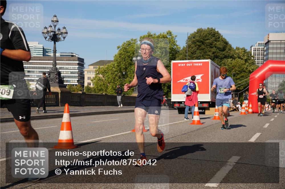 07.09.2025 - BARMER Alsterlauf Yannick Fuchs http://msf.ph/oto/8753042 07.09.2025 09:36:41 Laufen 09, 836 meine-sportfotos.de