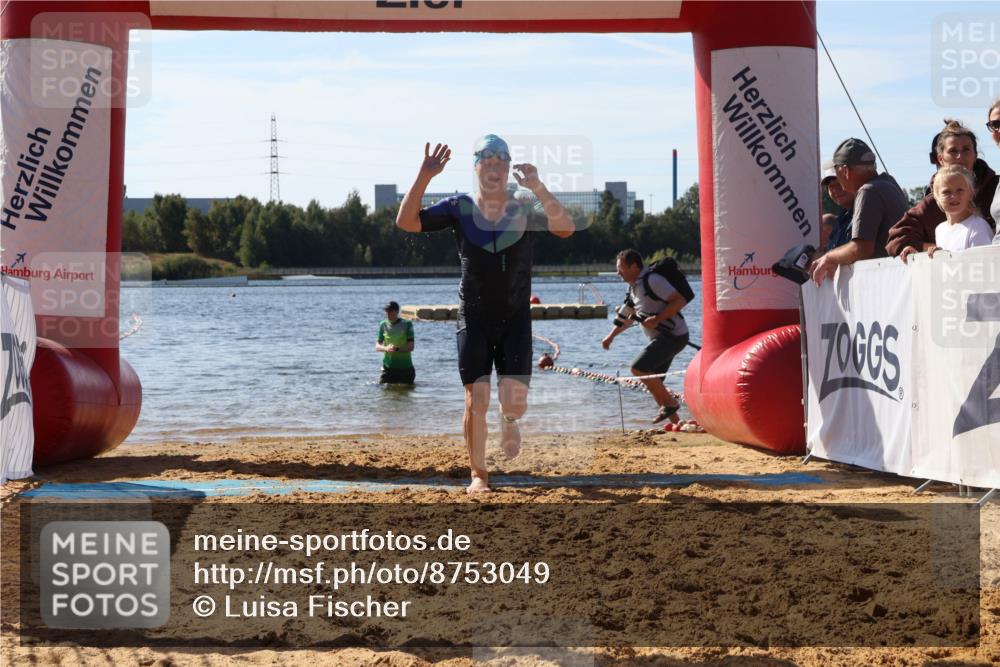 07.09.2025 - 19. Norderstedt Triathlon Luisa Fischer http://msf.ph/oto/8753049 07.09.2025 11:27:21 Schwimmen 170 meine-sportfotos.de