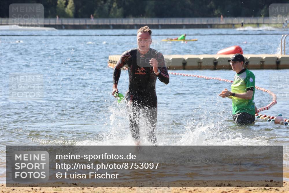 07.09.2025 - 19. Norderstedt Triathlon Luisa Fischer http://msf.ph/oto/8753097 07.09.2025 11:38:21 Schwimmen 791 meine-sportfotos.de