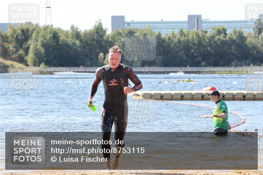 07.09.2025 - 19. Norderstedt Triathlon Luisa Fischer http://msf.ph/oto/8753115 07.09.2025 11:38:23 Schwimmen 791 meine-sportfotos.de
