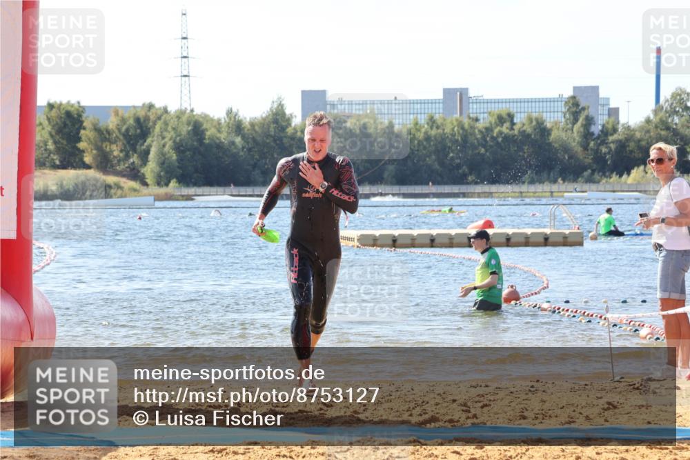 07.09.2025 - 19. Norderstedt Triathlon Luisa Fischer http://msf.ph/oto/8753127 07.09.2025 11:38:24 Schwimmen 791 meine-sportfotos.de