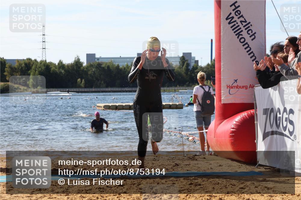 07.09.2025 - 19. Norderstedt Triathlon Luisa Fischer http://msf.ph/oto/8753194 07.09.2025 11:39:17 Schwimmen 168 meine-sportfotos.de