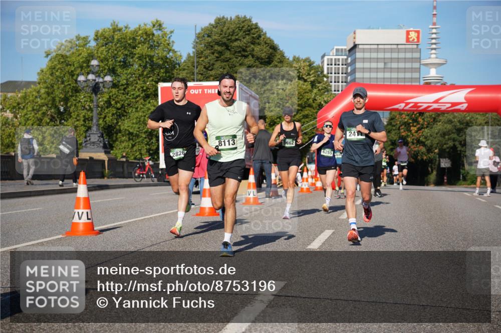 07.09.2025 - BARMER Alsterlauf Yannick Fuchs http://msf.ph/oto/8753196 07.09.2025 09:36:48 Laufen 8113, 5862, 2826, 6255, 4, 241 meine-sportfotos.de