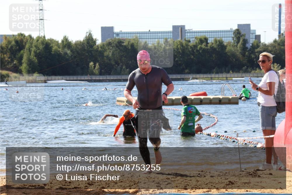 07.09.2025 - 19. Norderstedt Triathlon Luisa Fischer http://msf.ph/oto/8753255 07.09.2025 11:39:26 Schwimmen 168, 1346 meine-sportfotos.de
