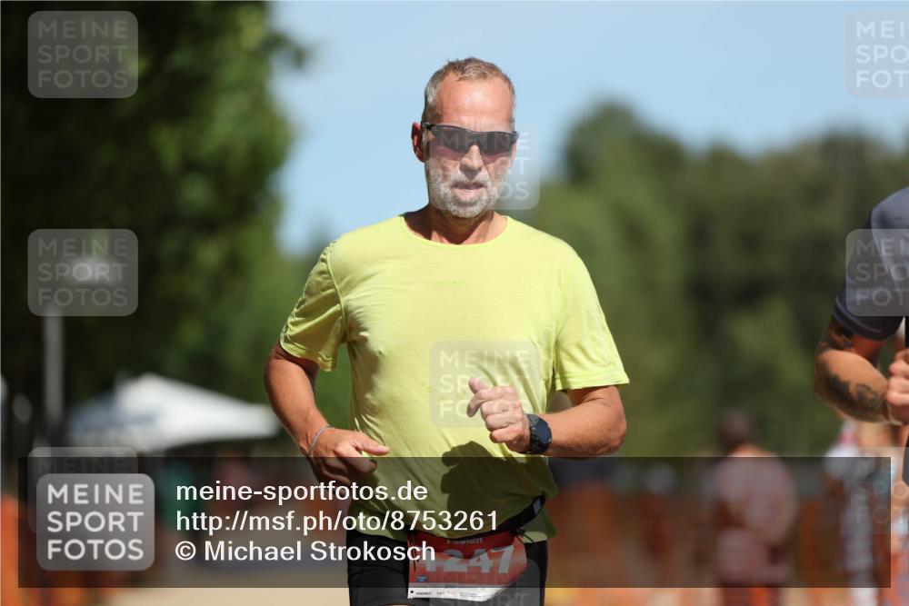 07.09.2025 - 19. Norderstedt Triathlon Michael Strokosch http://msf.ph/oto/8753261 07.09.2025 12:47:06 Laufen 776, 1247 meine-sportfotos.de