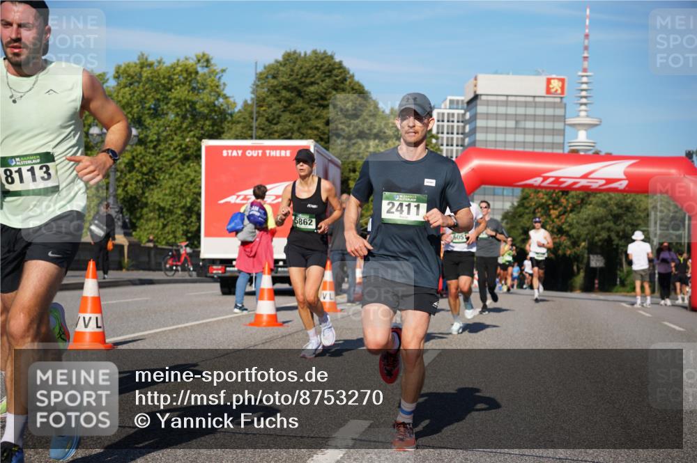 07.09.2025 - BARMER Alsterlauf Yannick Fuchs http://msf.ph/oto/8753270 07.09.2025 09:36:49 Laufen 36, 8113, 5862, 2411, 6051 meine-sportfotos.de