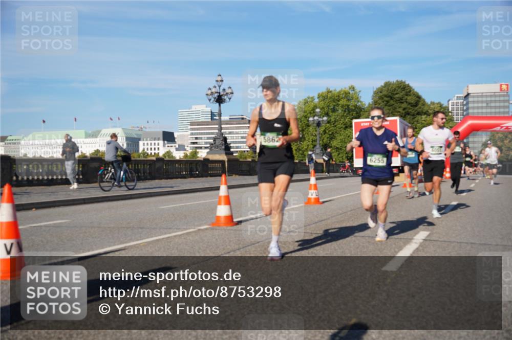 07.09.2025 - BARMER Alsterlauf Yannick Fuchs http://msf.ph/oto/8753298 07.09.2025 09:36:51 Laufen 111, 5862, 6255 meine-sportfotos.de