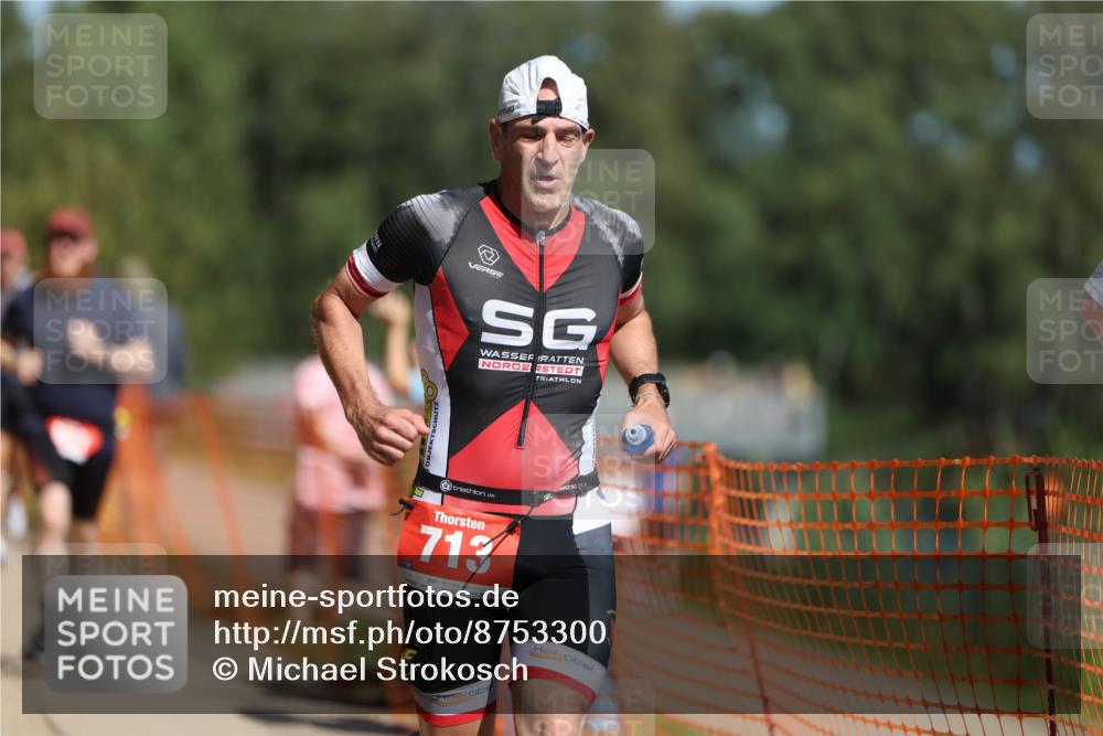 07.09.2025 - 19. Norderstedt Triathlon Michael Strokosch http://msf.ph/oto/8753300 07.09.2025 12:47:19 Laufen 151, 227, 713 meine-sportfotos.de
