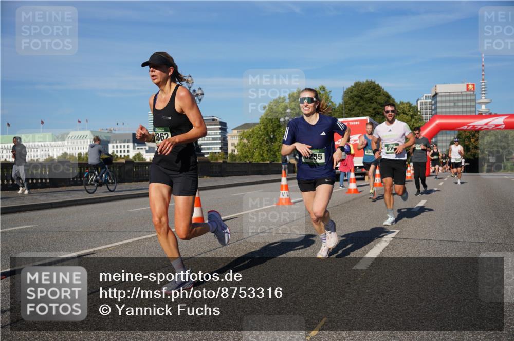 07.09.2025 - BARMER Alsterlauf Yannick Fuchs http://msf.ph/oto/8753316 07.09.2025 09:36:51 Laufen 862, 255, 4949, 605 meine-sportfotos.de