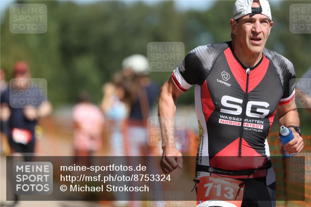 07.09.2025 - 19. Norderstedt Triathlon Michael Strokosch http://msf.ph/oto/8753324 07.09.2025 12:47:19 Laufen 151, 227, 713 meine-sportfotos.de