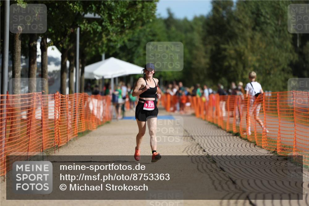07.09.2025 - 19. Norderstedt Triathlon Michael Strokosch http://msf.ph/oto/8753363 07.09.2025 10:38:40 Laufen 1131 meine-sportfotos.de