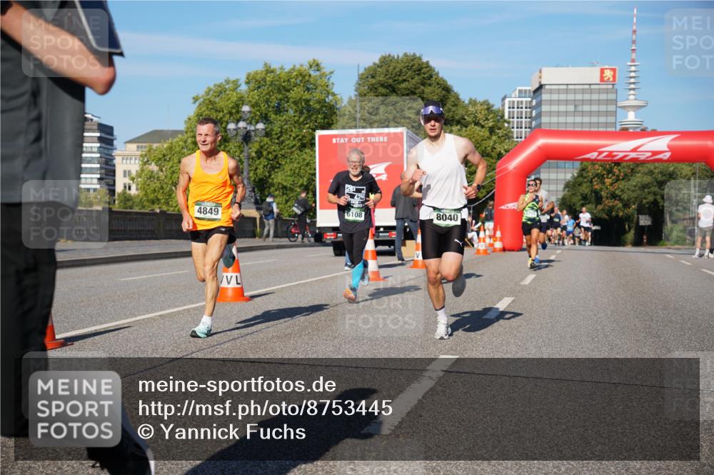 07.09.2025 - BARMER Alsterlauf Yannick Fuchs http://msf.ph/oto/8753445 07.09.2025 09:36:55 Laufen 262, 4849, 6108, 8040 meine-sportfotos.de