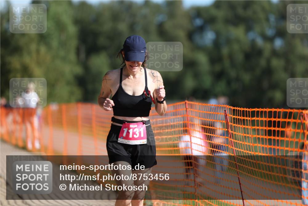 07.09.2025 - 19. Norderstedt Triathlon Michael Strokosch http://msf.ph/oto/8753456 07.09.2025 10:38:45 Laufen 1131, 1139 meine-sportfotos.de