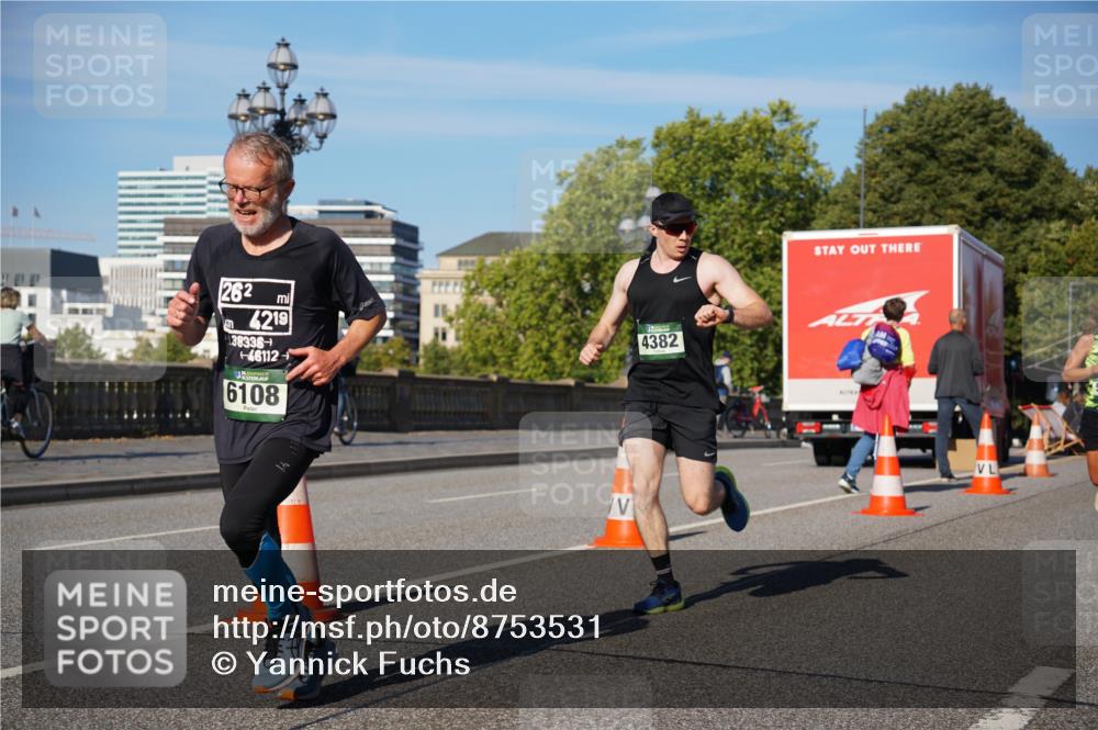 07.09.2025 - BARMER Alsterlauf Yannick Fuchs http://msf.ph/oto/8753531 07.09.2025 09:36:56 Laufen 262, 4219, 138336, 46112, 6108, 4382 meine-sportfotos.de
