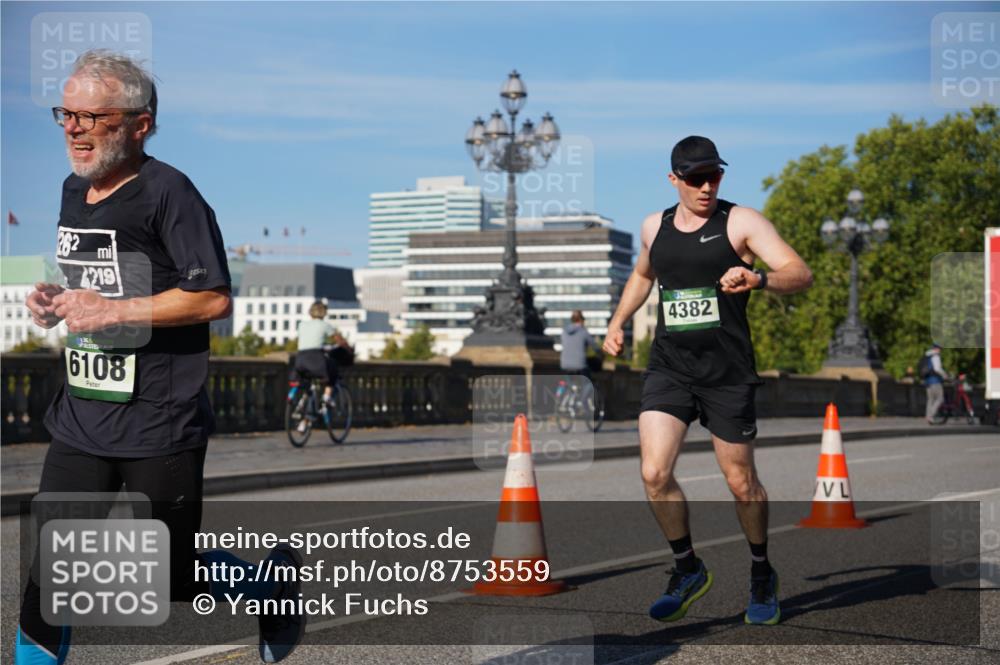 07.09.2025 - BARMER Alsterlauf Yannick Fuchs http://msf.ph/oto/8753559 07.09.2025 09:36:57 Laufen 262, 19, 855, 1366, 6108, 4382 meine-sportfotos.de