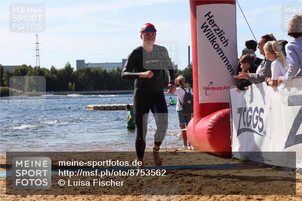 07.09.2025 - 19. Norderstedt Triathlon Luisa Fischer http://msf.ph/oto/8753562 07.09.2025 11:40:34 Schwimmen 226, 824 meine-sportfotos.de
