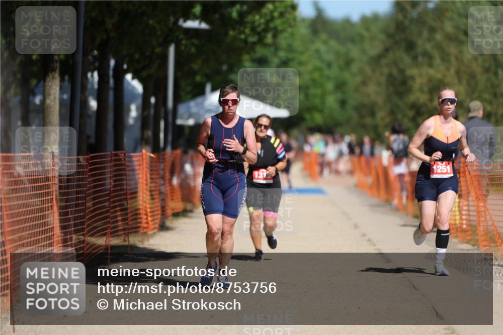 07.09.2025 - 19. Norderstedt Triathlon Michael Strokosch http://msf.ph/oto/8753756 07.09.2025 12:47:57 Laufen 210, 216, 1251, 1315 meine-sportfotos.de